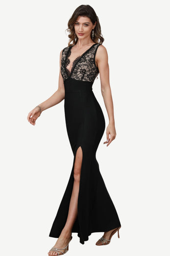 Dyp V-hals svart formell kjole med blonder