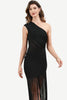 Load image into Gallery viewer, En skuldersvart formell kjole med frynser