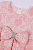 Load image into Gallery viewer, Søt juvel hals rosa jacquard jente kjole