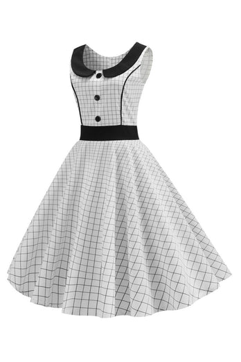 Hvit ermeløs rutete kjole fra 1950-tallet med knapp