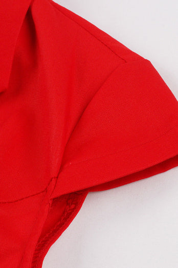 Rød V-hals 1950-tallskjole med korte ermer