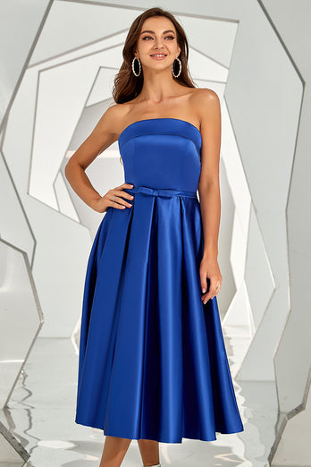 kongelig blå stroppeløs hjemkomst kjole