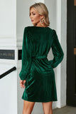 Mørkegrønn fløyel Lange ermer Wrap Party Dress