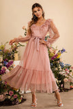 Blush Ruffled Long Sleeves Bryllupsgjestkjole med Sash