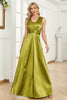 Load image into Gallery viewer, Satin Green Halter formell kjole med plissert