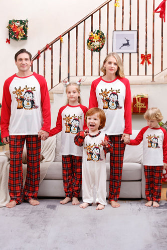 Matchende familiejulerød rutete pyjamas