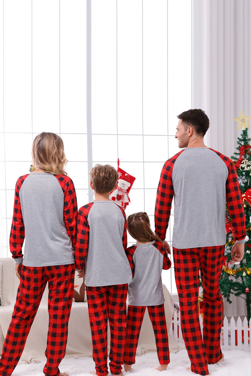 Load image into Gallery viewer, Skriv ut familiejulepyjamas med rødrutete