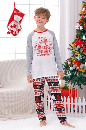 Trykk grå lange ermer som matcher familiens julepyjamas