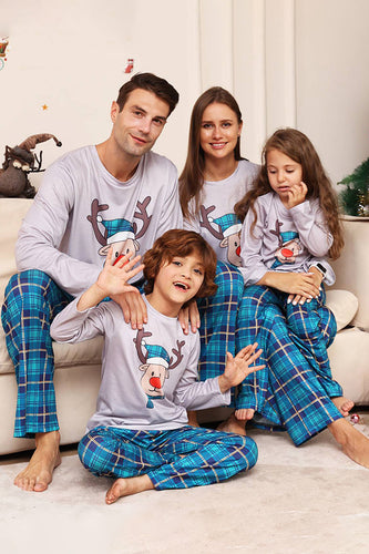 Grå hjort og blå rutete julefamilie matchende pyjamassett