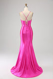 Stunning Mermaid Spaghetti stropper Fuchsia korsett Prom kjole med delt front