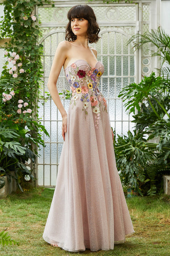 Elegant A Line stroppeløs Blush Long Wedding Guest kjole med 3D Blomster