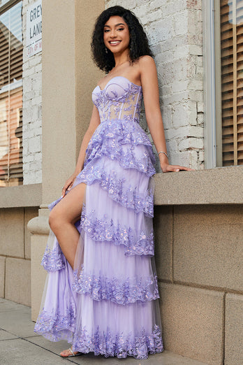 Prinsesse A Line Sweetheart Lavendel Korsett Prom kjole med lagdelt blonder
