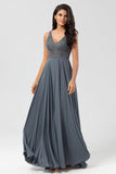 Selvsikker karismatisk A Line V Neck Eucalyptus Long Bridesmaid Dress with Beading