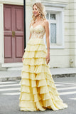 Nydelig A Line Sweetheart Gul korsett Prom kjole med Appliques Ruffles