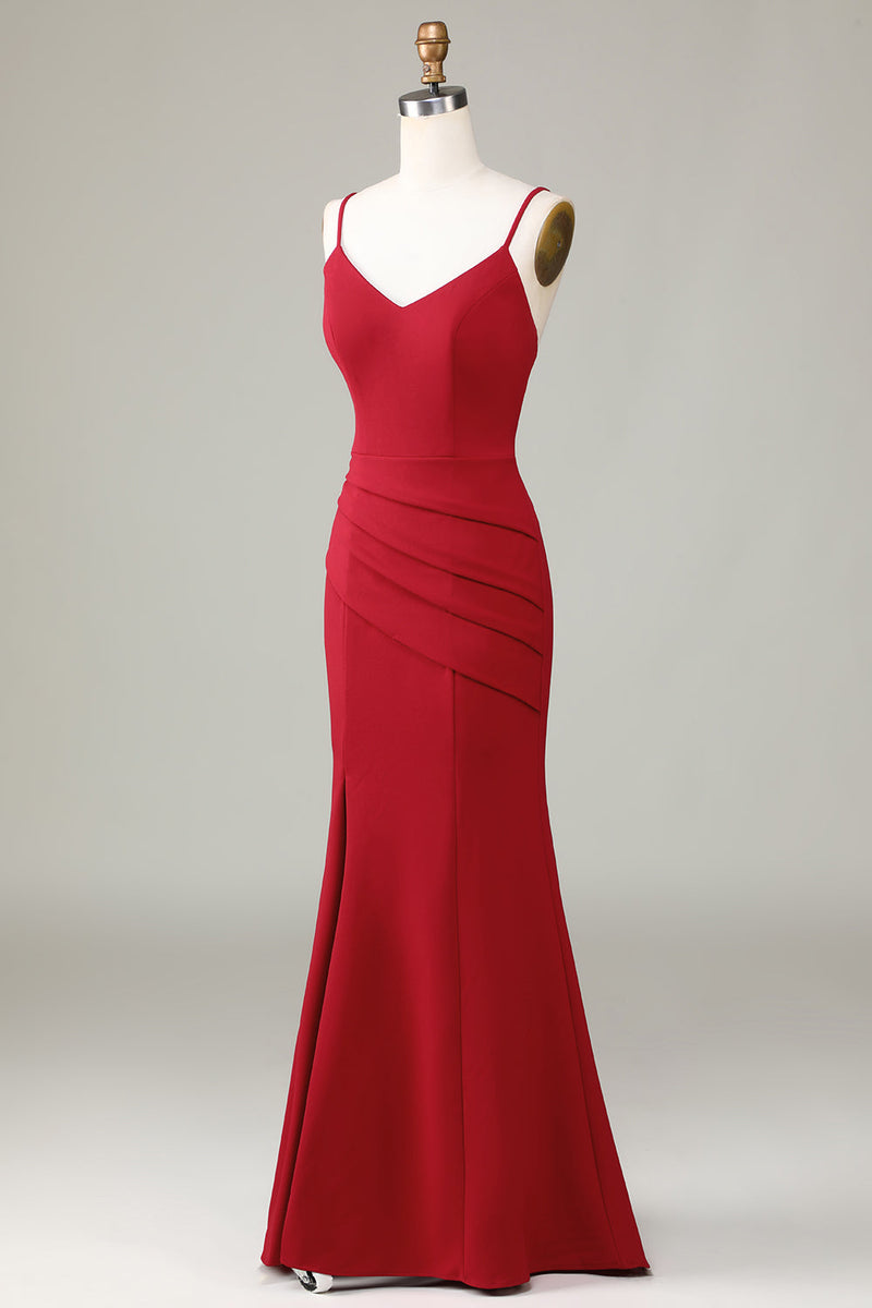 Load image into Gallery viewer, Spaghetti stropper ermeløs burgunder brudepike kjole med spalt
