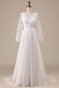 Load image into Gallery viewer, Ivory Chiffon Sweep Train Boho brudekjole med blonder