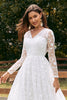 Load image into Gallery viewer, Ivory A-Line V-Neck Lace Sweep Train brudekjole med ermer