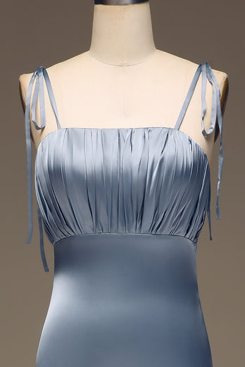 støvete blå spaghetti stropper skjede sateng plissert brudepike kjole
