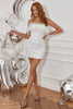 Load image into Gallery viewer, hvit stroppeløs hjemkomst kjole med fjær