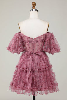 Stilig linje av skulderen Dusty Rose Tylle Kort Homecoming kjole med korte ermer
