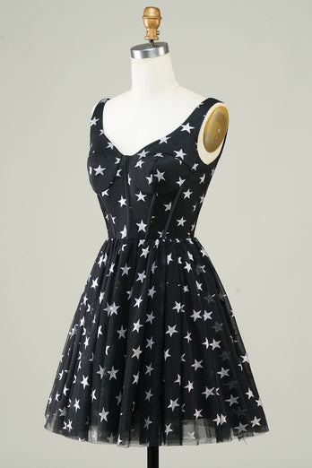 Søt A Line V Neck Black Tylle Kort Homecoming kjole med stjerner