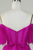 Stilig en linje av skulderen Fuchsia Tylle Corsett Homecoming Dress