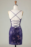 Sparkly Sheath Spaghetti stropper Dark Purple Short Homecoming kjole med Criss Cross Back