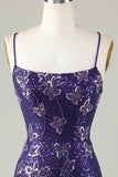 Sparkly Sheath Spaghetti stropper Dark Purple Short Homecoming kjole med Criss Cross Back