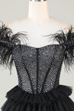 Sparkly Beaded Corset A-Line Black Short Homecoming Dress med fjær