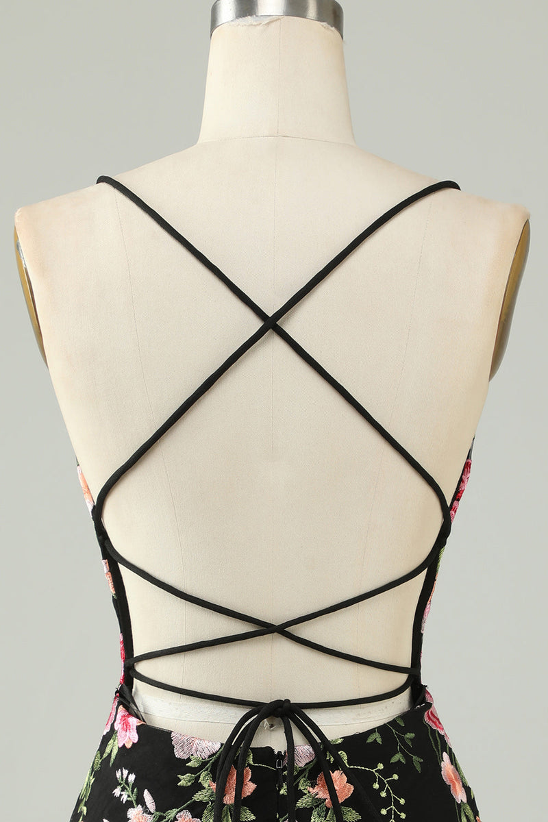 Load image into Gallery viewer, Svart spaghetti stropper bodycon hjemkomst kjole med applikasjoner