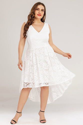 Hvit blonder asymmetrisk pluss størrelse kjole
