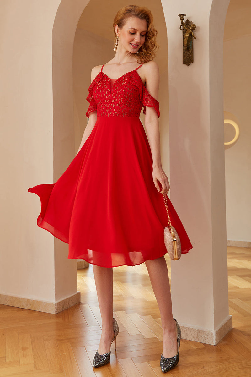Load image into Gallery viewer, søt av skulderen midi rød blonder kjole